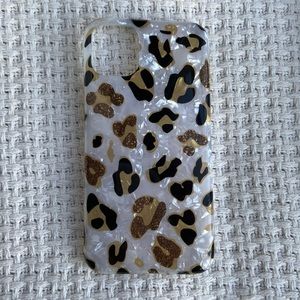 iPhone 11 animal print black & brown case